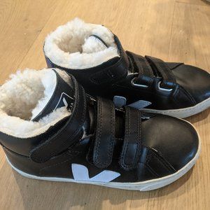 Veja Mid Esplar Kids shearling lined